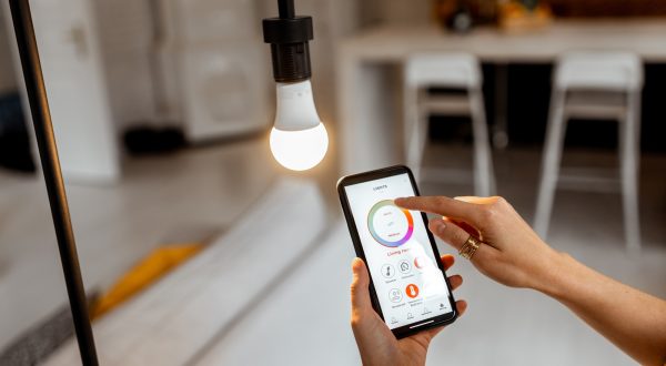 controlling-light-bulb-with-mobile-device.jpg